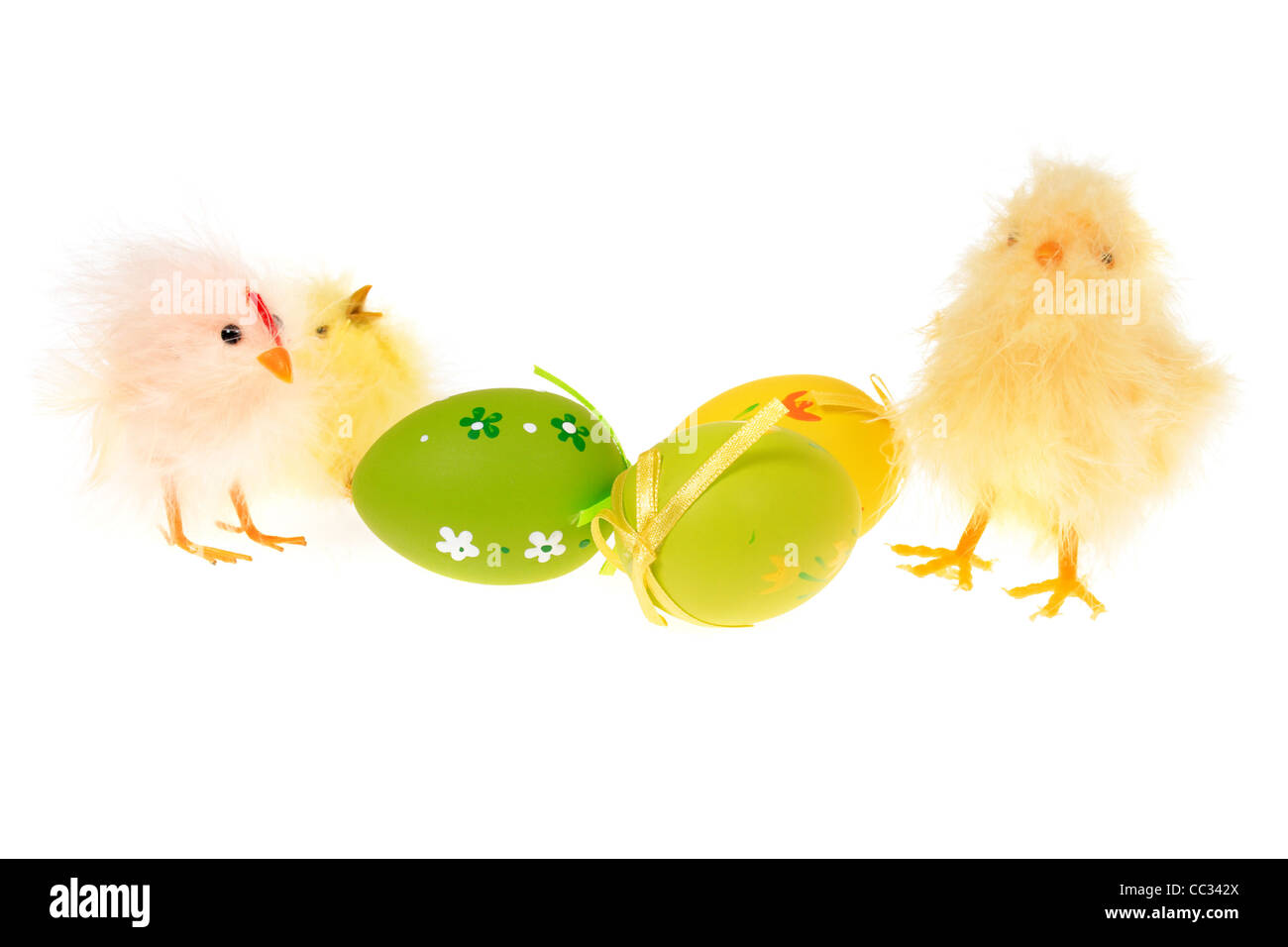 Les poussins de pâques photo sur le fond blanc Banque D'Images