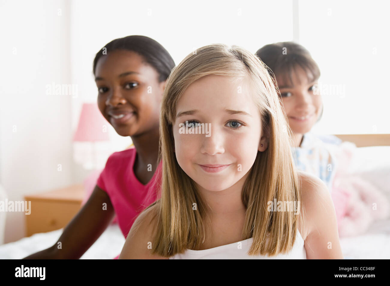 USA, Californie, Los Angeles, Portrait de trois jeunes filles (10-11) Banque D'Images