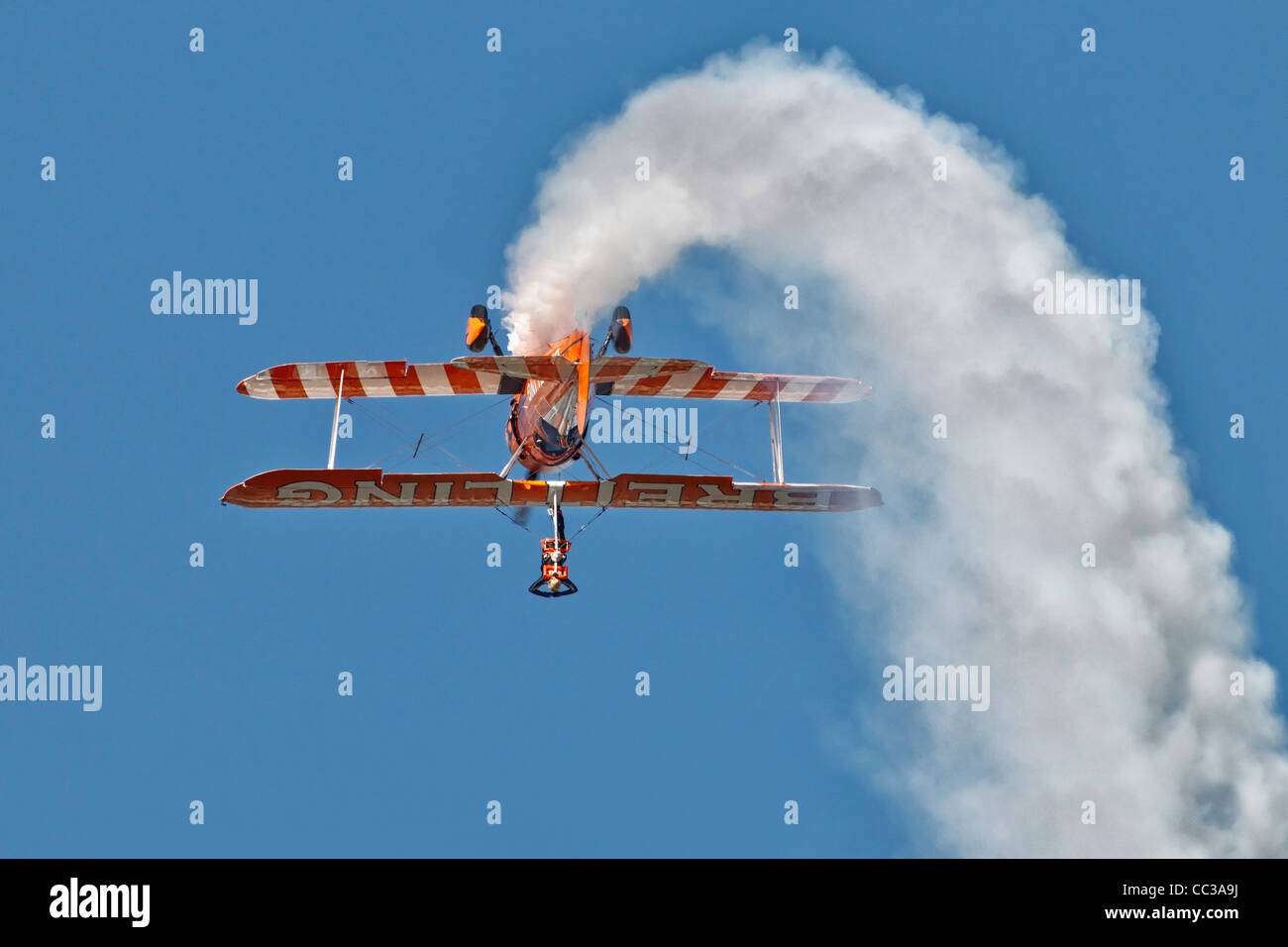 Boeing PT17 Stearman de l aile Breitling aerobatic team marche Banque D'Images