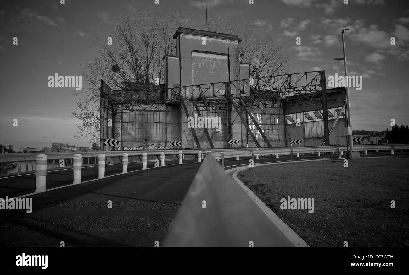 L'Île Seguin et vestige de l'usine de Renault., le nouveau visage de l'Île Seguin. Banque D'Images
