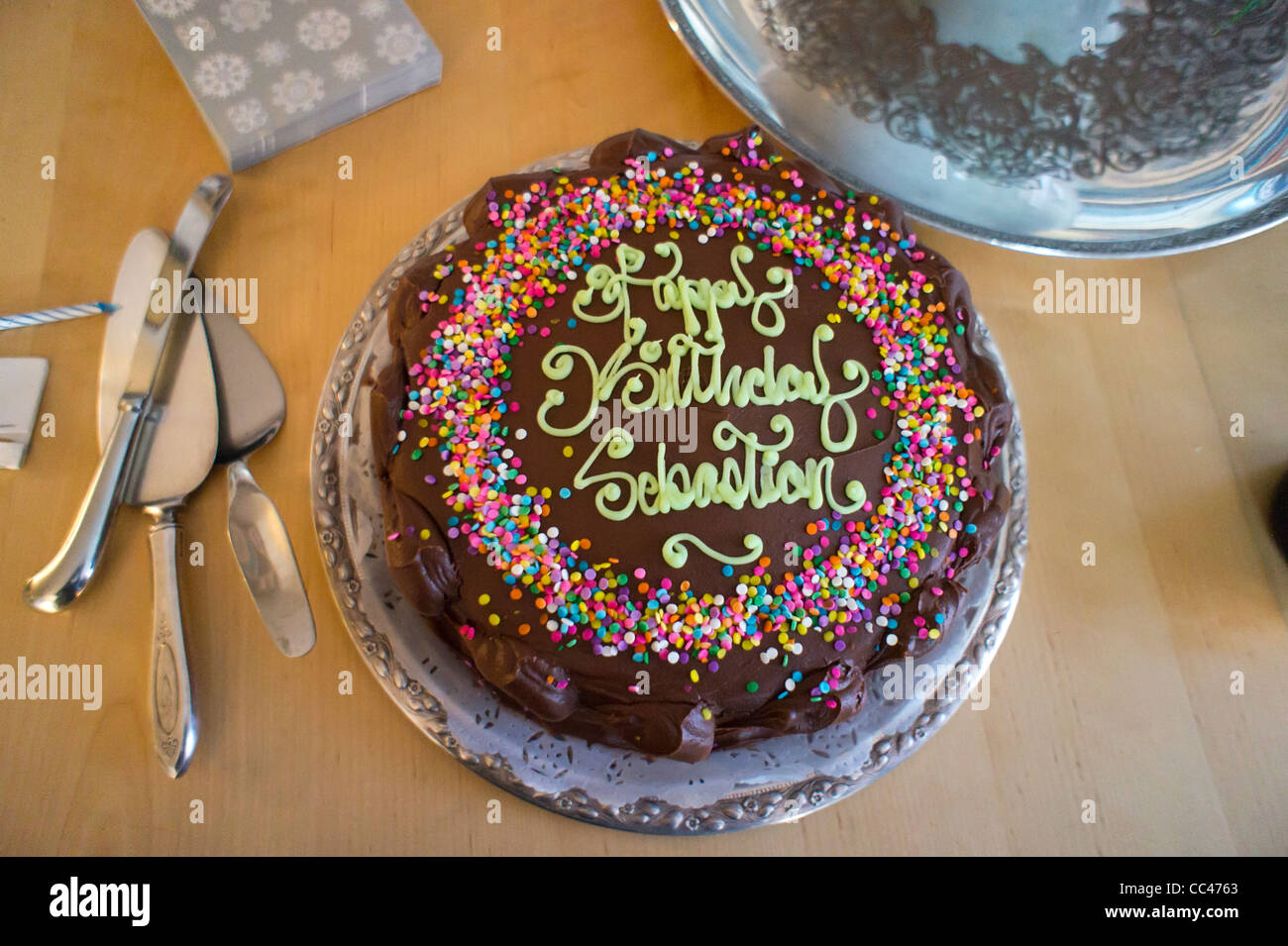 Gateau D Anniversaire Pour Un An Vu A New York Le Samedi 31 Decembre 11 C Richard B Levine Photo Stock Alamy