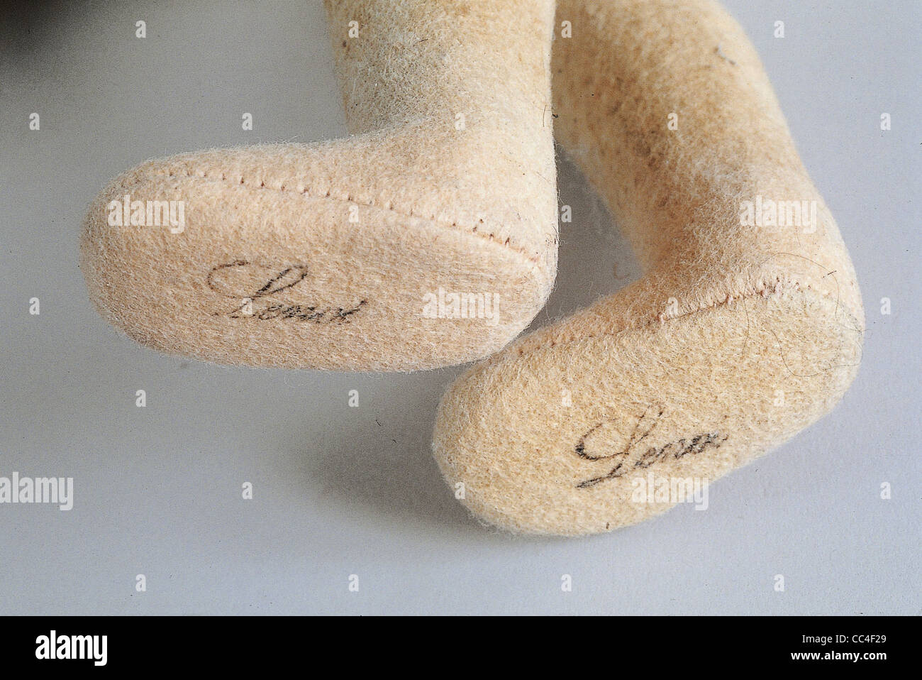 Collectionneurs de poupées poupées de collection : Comment reconnaître une marque ou Stamp Pad Banque D'Images