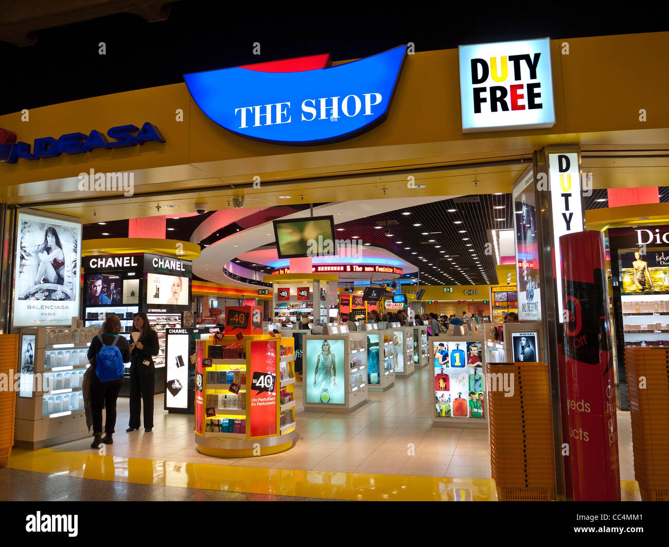 Duty free shop palma airport Banque de photographies et d'images à haute  résolution - Alamy