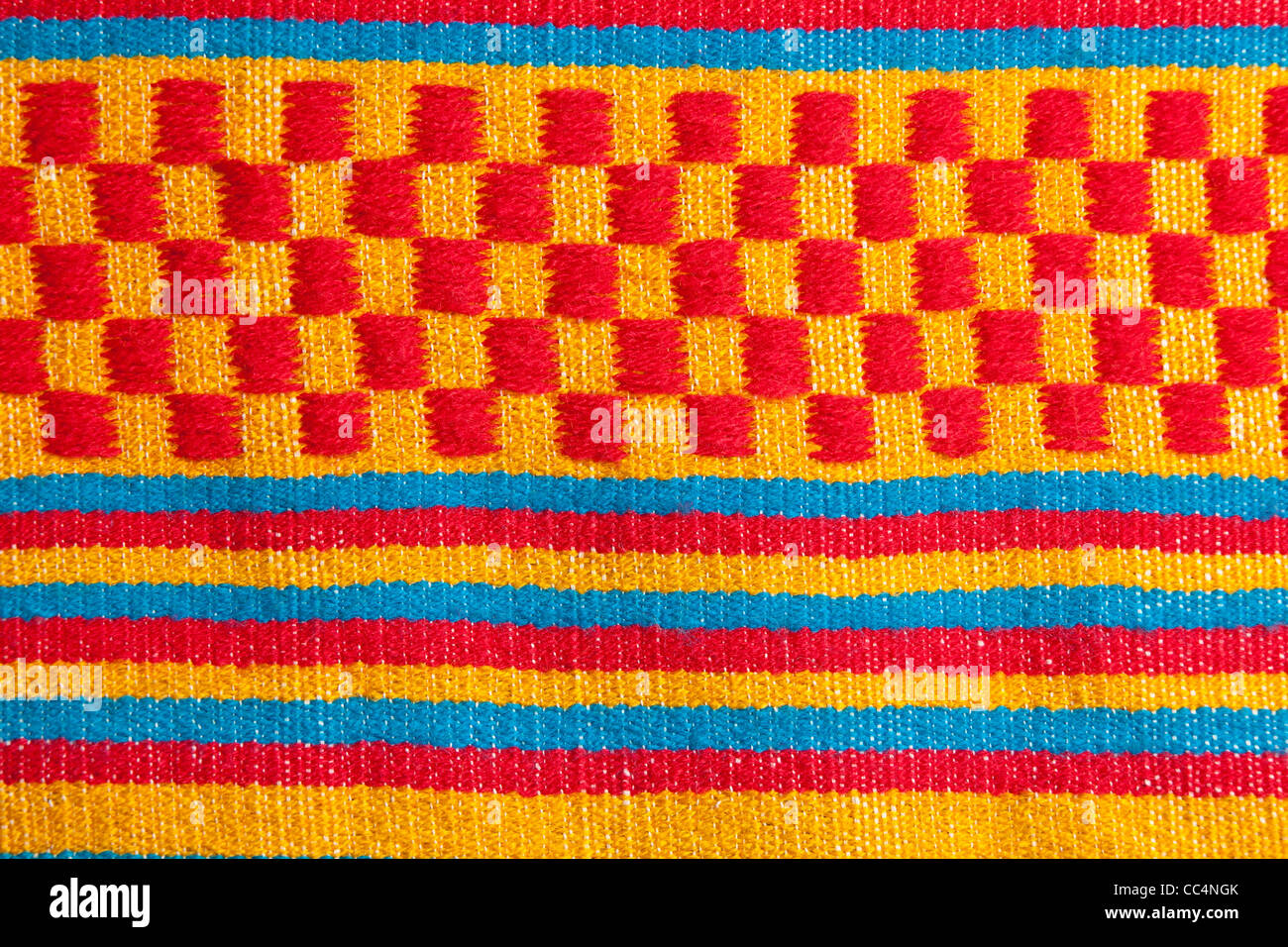 African textiles colorés à checker et coloré rayures motifs textiles de la tribu éthiopienne en Éthiopie Dorze. Banque D'Images
