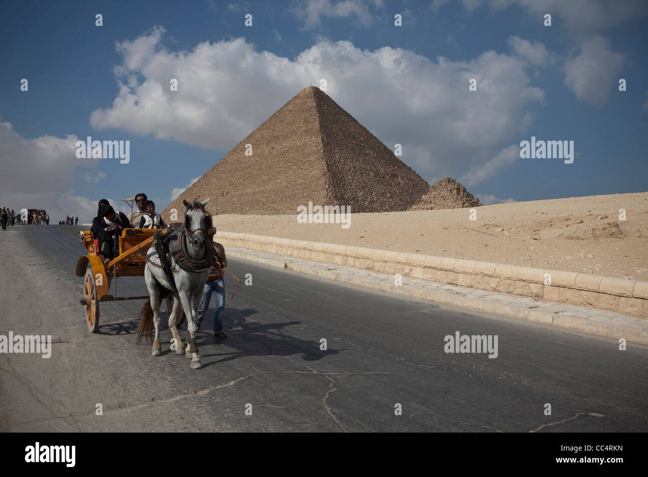 Pyramides de Gizeh à l'extérieur du Caire, Égypte. Banque D'Images