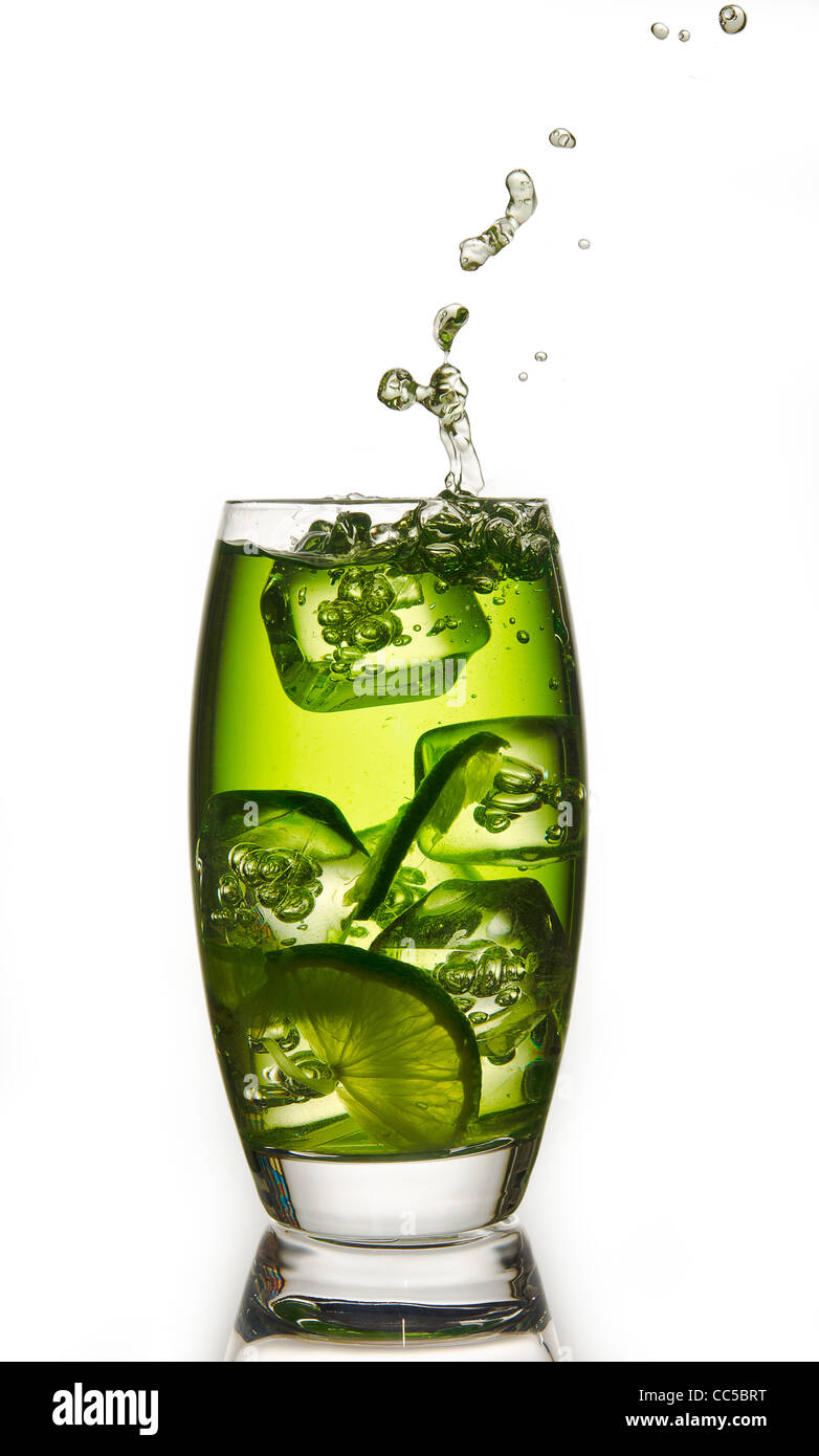 Boire d'un trait de lime Banque D'Images