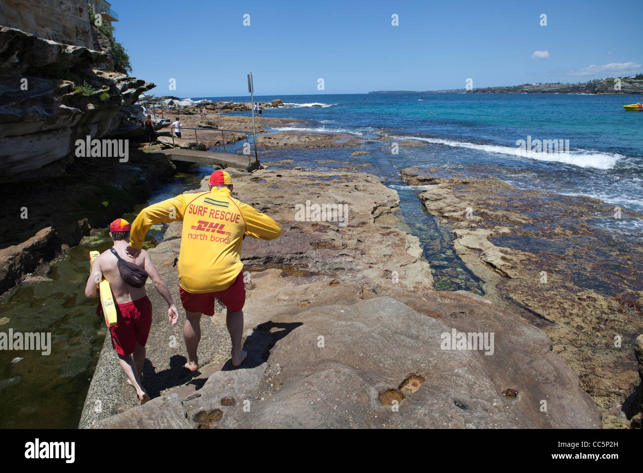 Deux sauveteurs à Bondi Beach, Sydney, Australie. Banque D'Images