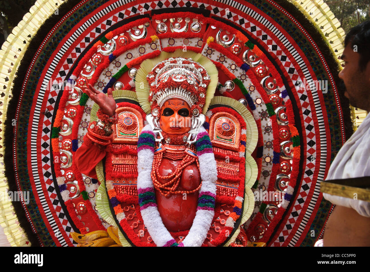 Performance, Theyyam Banque D'Images