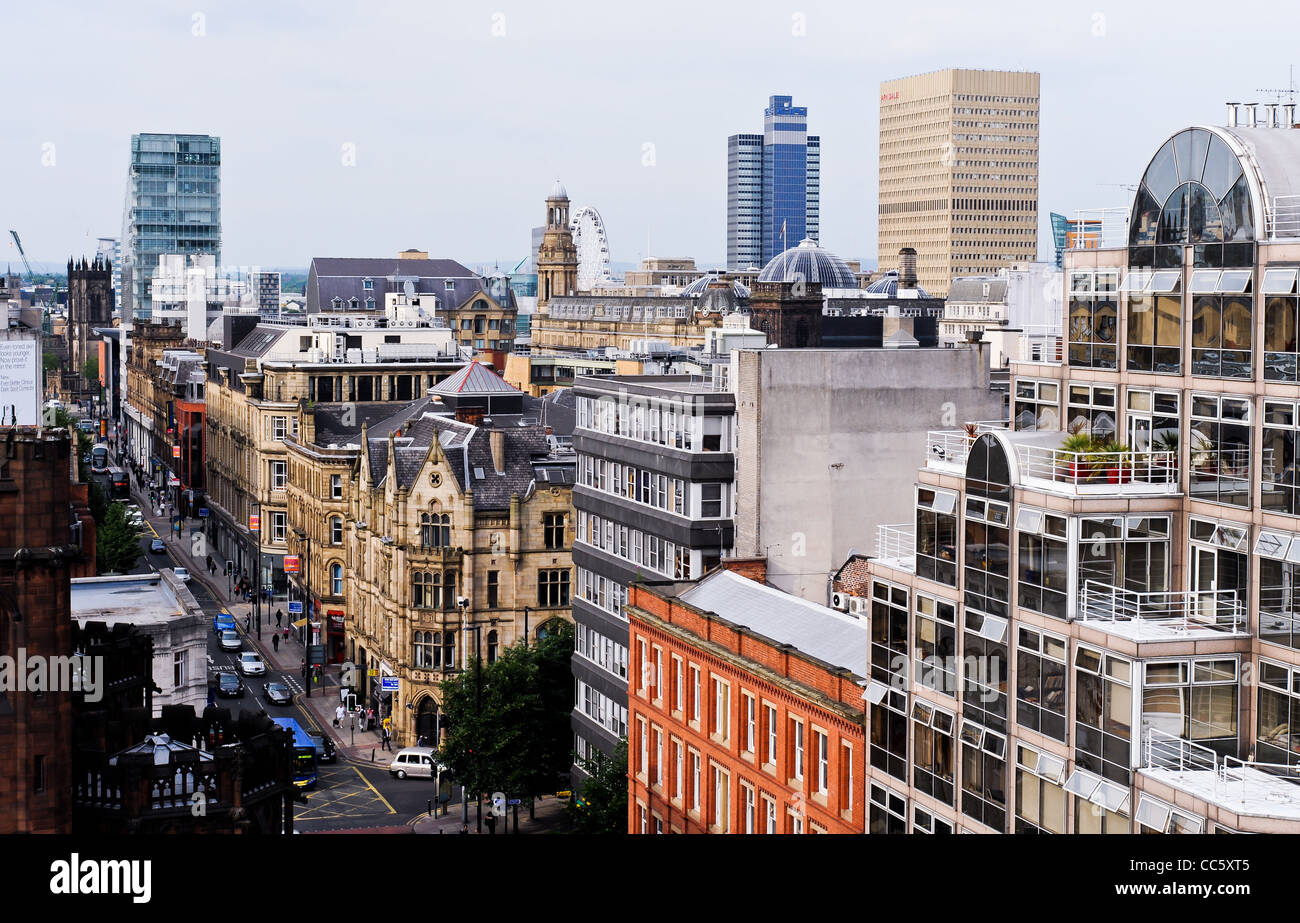 Le centre-ville de Manchester depuis les toits de la scène Banque D'Images