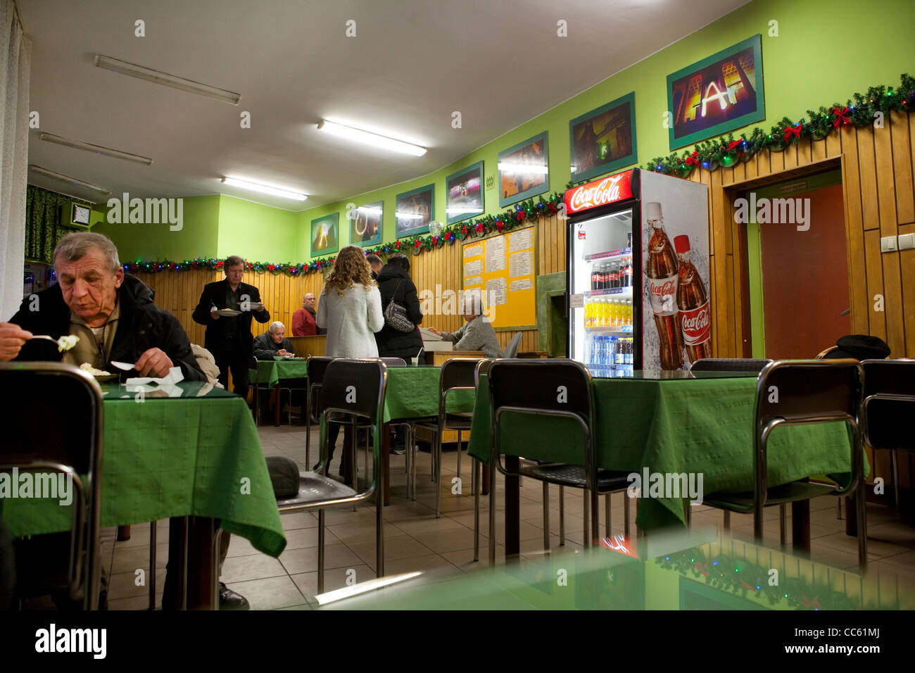 L'intérieur d'un bar laitier à Varsovie Pologne Banque D'Images