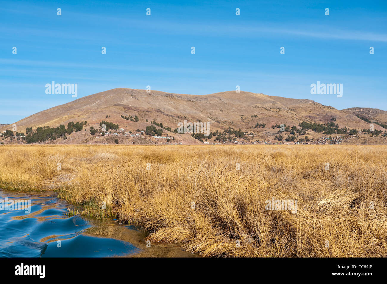 Le Pérou, le lac Titicaca. L'Île Uros. Banque D'Images