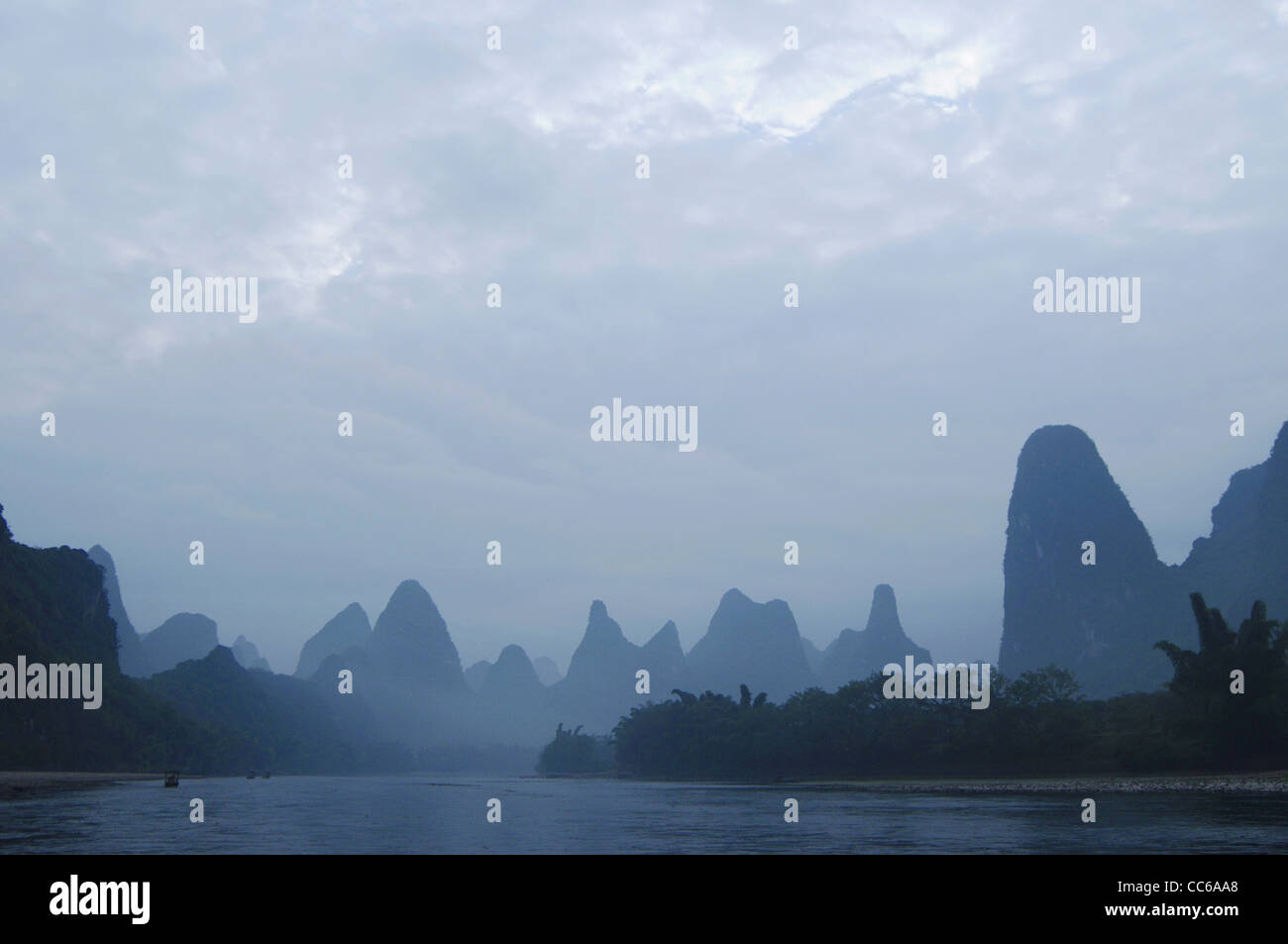 Li River Scenic Area, Guilin, Guangxi, Chine Banque D'Images