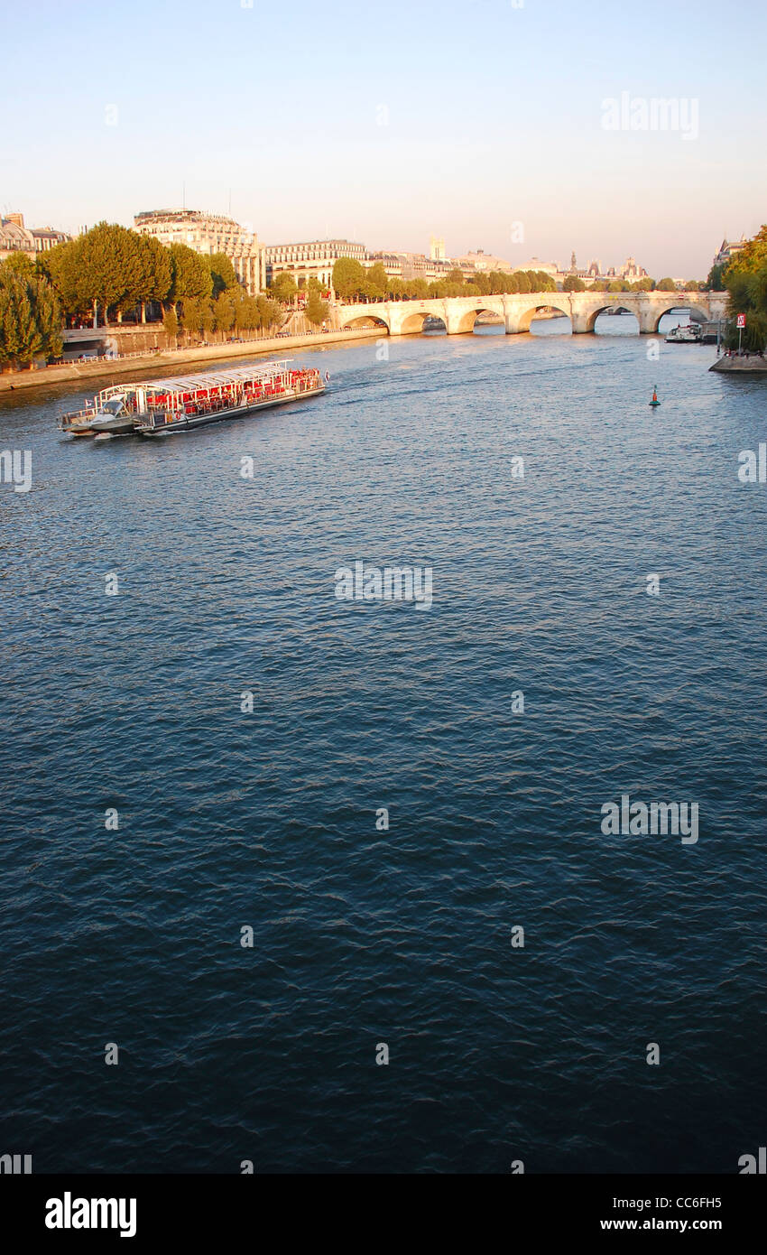 La Seine, Paris, France Banque D'Images