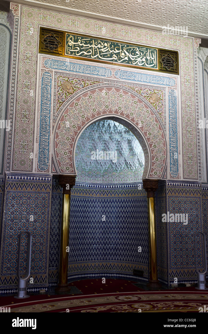 Mihrab, Mosquée Nationale de la Malaisie (masjid Negara), Kuala Lumpur, Malaisie Banque D'Images