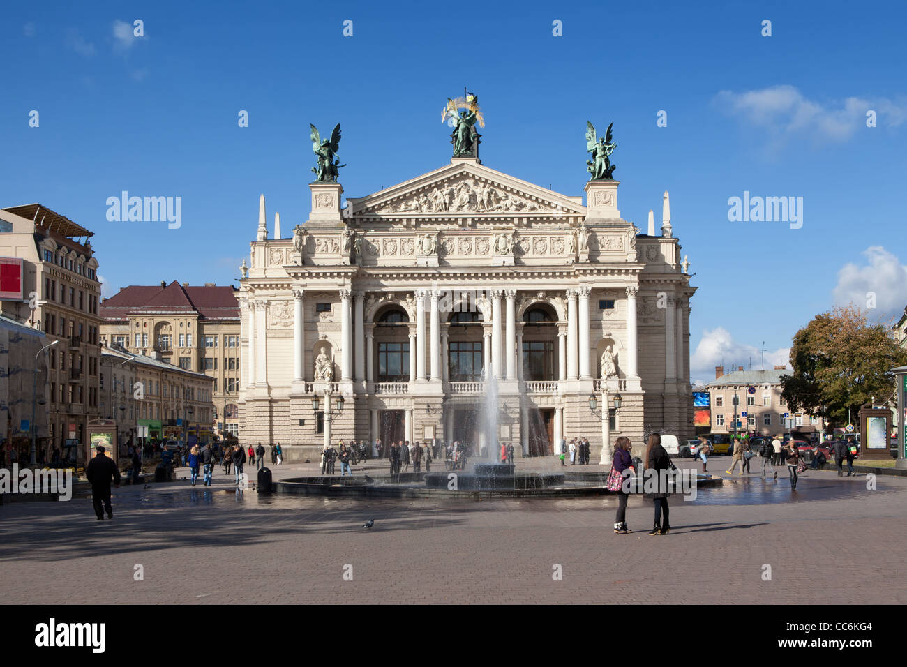 L'Ukraine, Lviv. L'opéra théâtre, construit en 1990 Banque D'Images