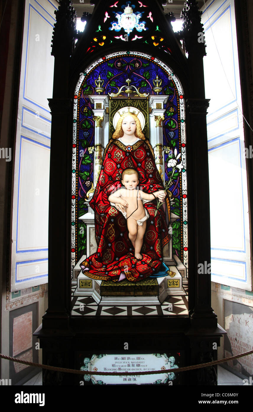 Vitraux par Joseph Bertini et César Ponti don au pape Pie XL 1922 Banque D'Images