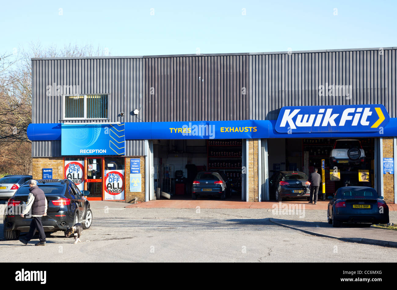 Kwik fit centre auto Banque D'Images