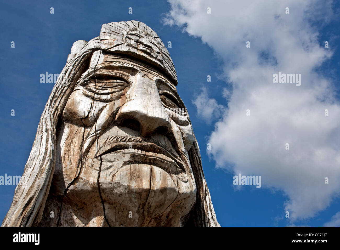 La sculpture sur bois.Valdez en Alaska.Titre : Trail de la whispering géants. Artiste : Peter 'Wolf' Toth Octobre 1981 Banque D'Images