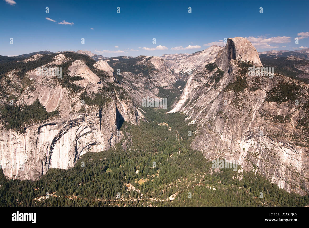 Le parc national Yosemite. vue du point d'observation. En Californie, USA Banque D'Images
