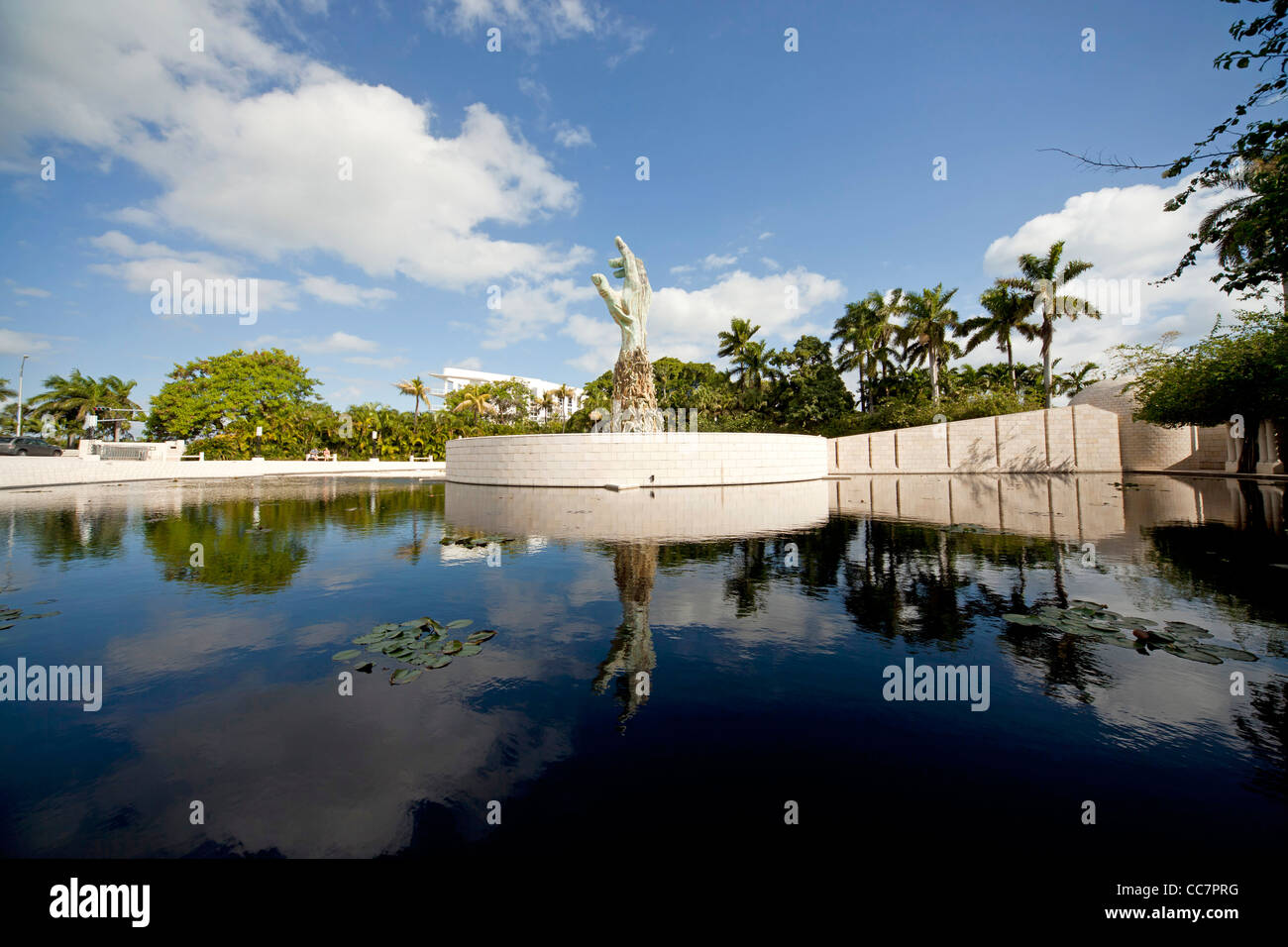Le Mémorial de l'Holocauste Miami Beach, avec la sculpture de l'amour et l'angoisse, Miami, Floride, USA Banque D'Images