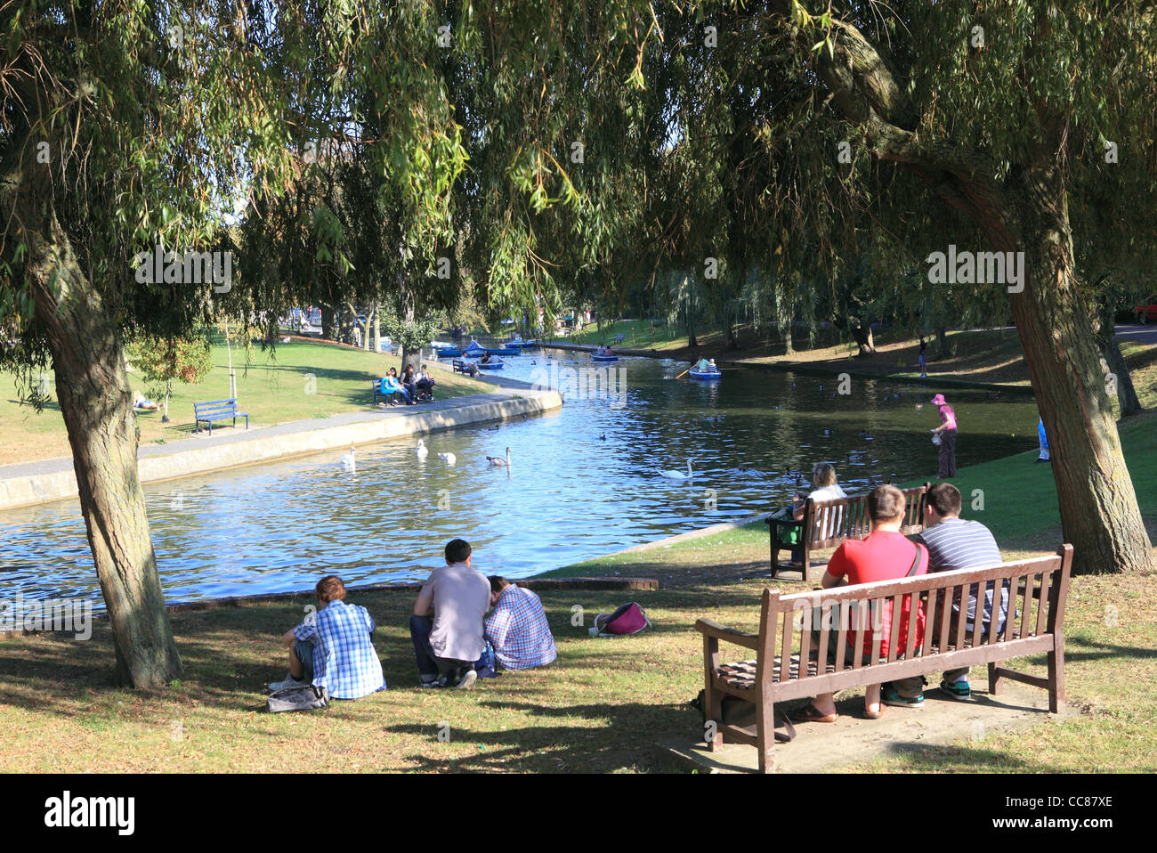 Le Canal Militaire Royal à Hythe, en automne, près de Folkestone, Kent, England, UK Banque D'Images