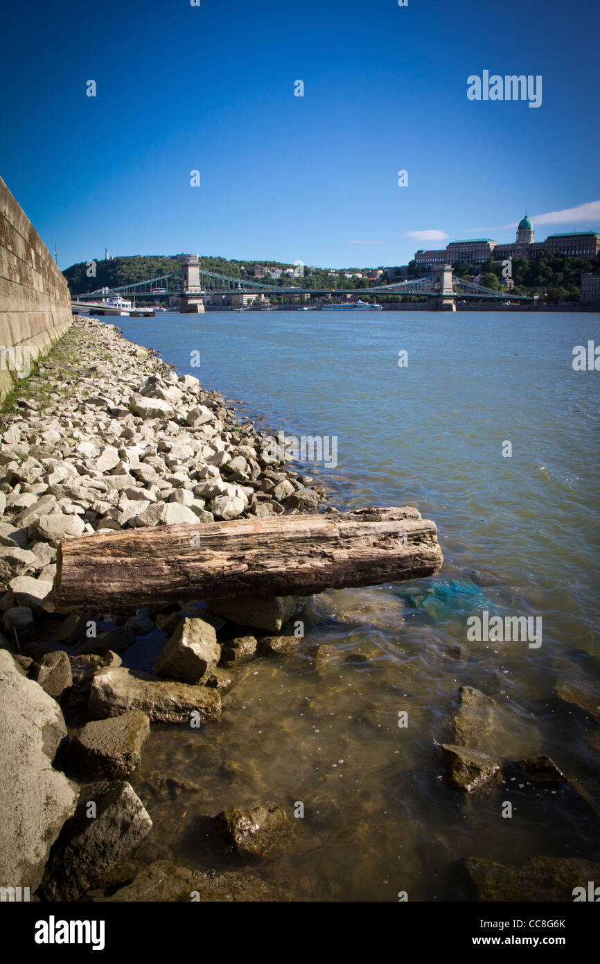 Un paysage de château de Budapest et le Pont des Chaînes Banque D'Images