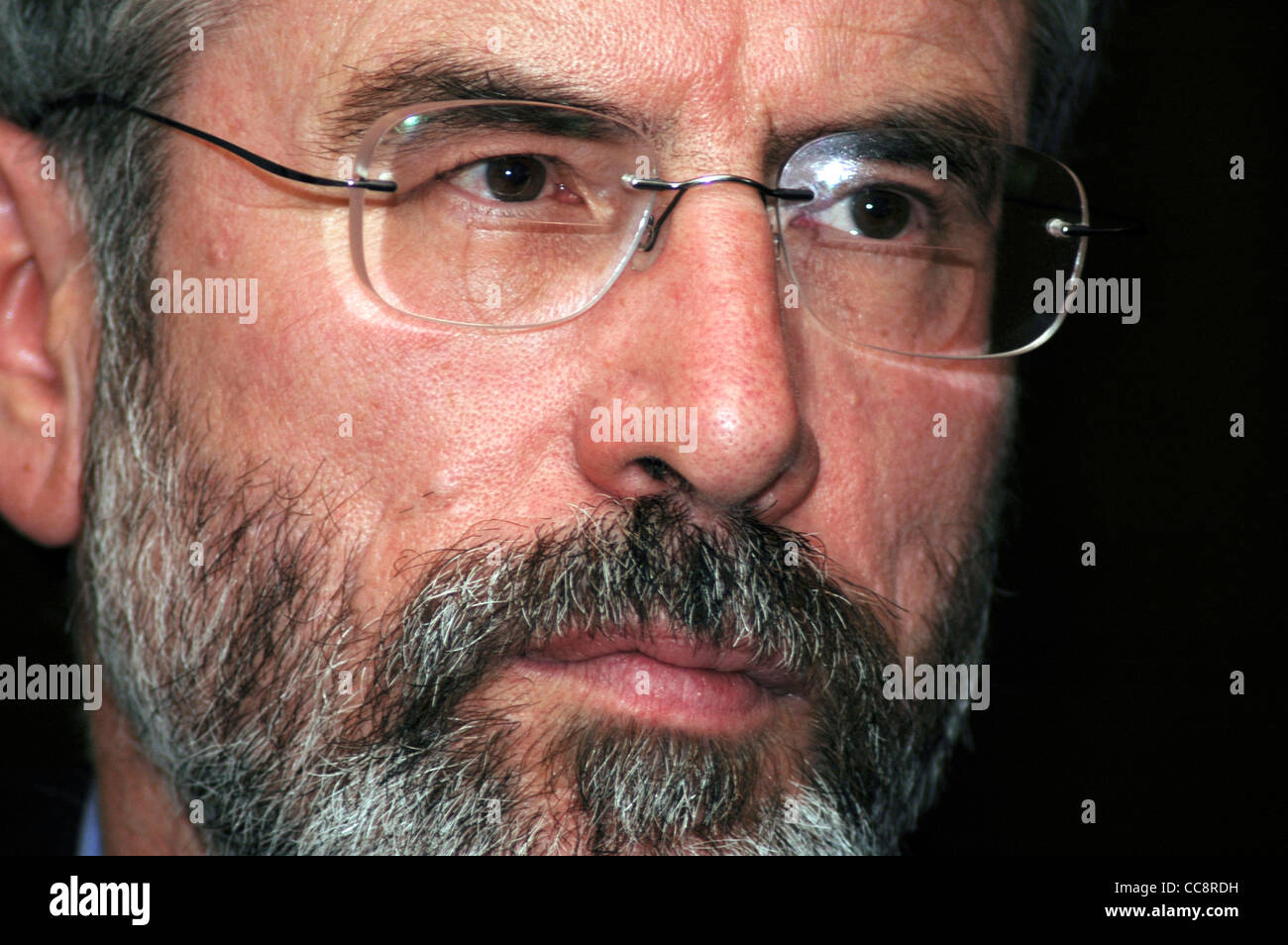 Gerry Adams, président du Sinn Fein et membre du Parlement irlandais. Banque D'Images