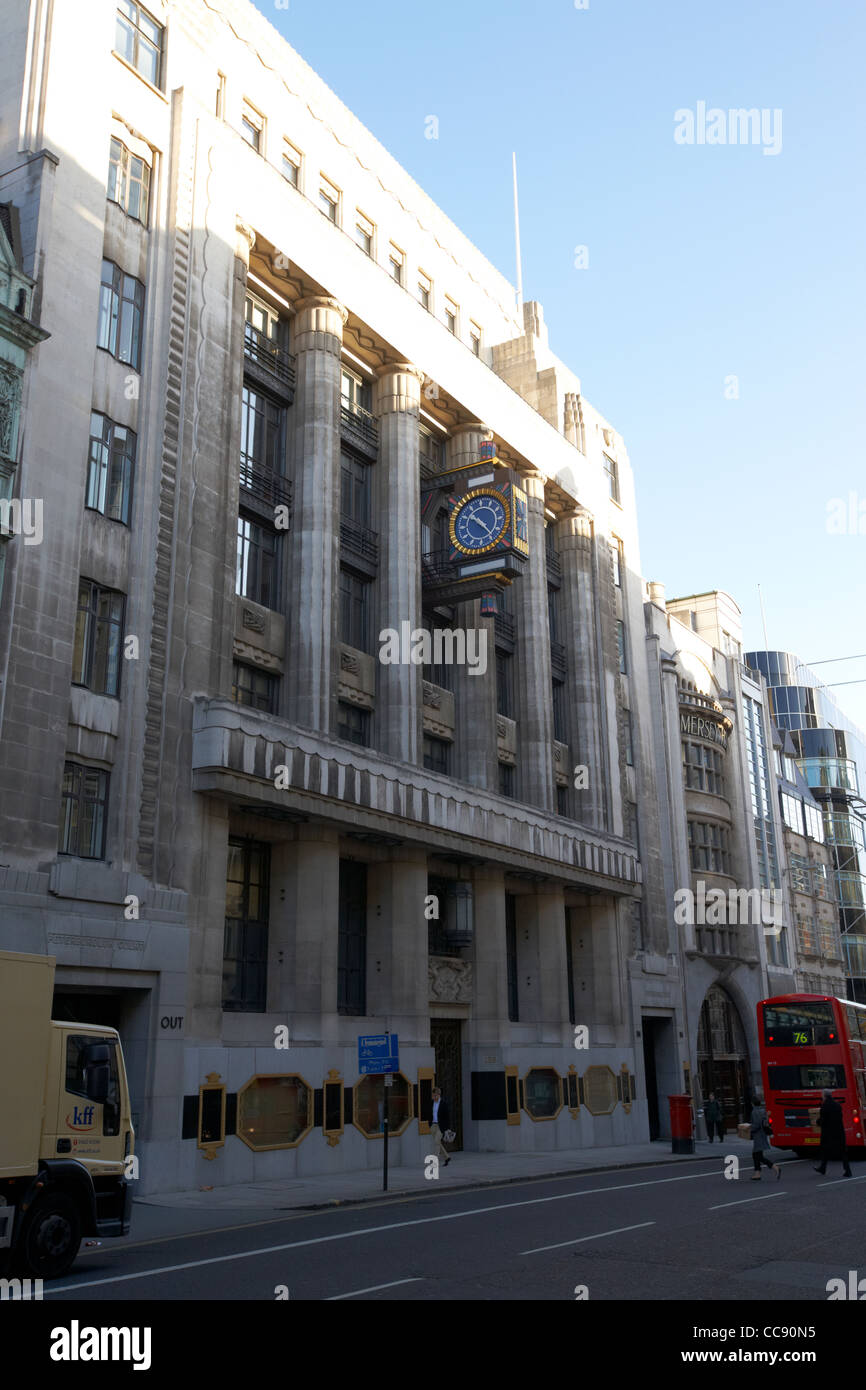 L'ancien bâtiment du Daily telegraph avec horloge sur Fleet Street London England uk united kingdom Banque D'Images