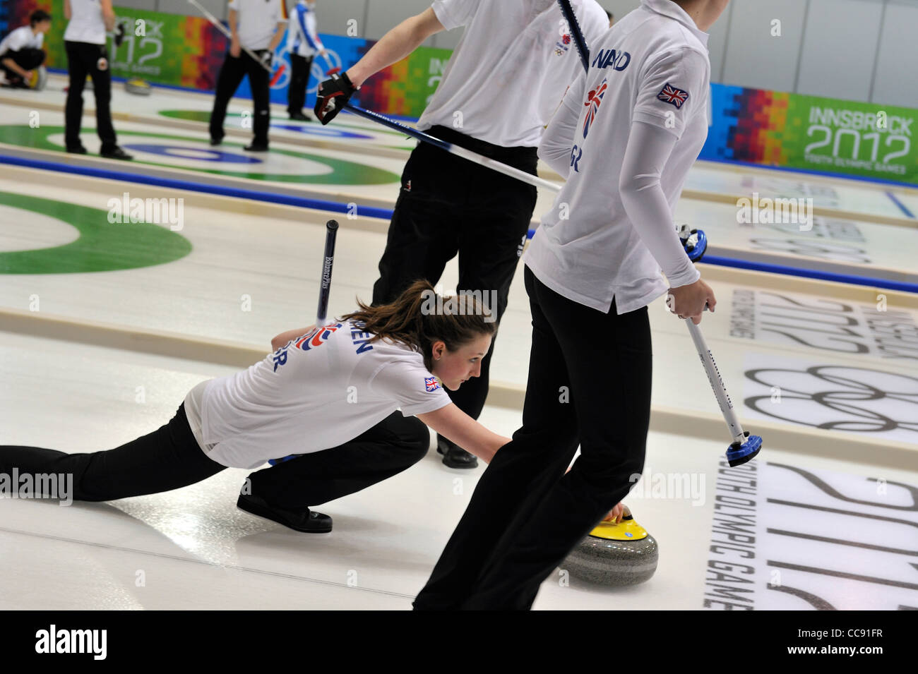 Grande-bretagne l'équipe perdre 8-2 pour le Canada dans la manche d'ouverture de l'événement de curling à la première des Jeux Olympiques d'hiver de la Jeunesse Banque D'Images