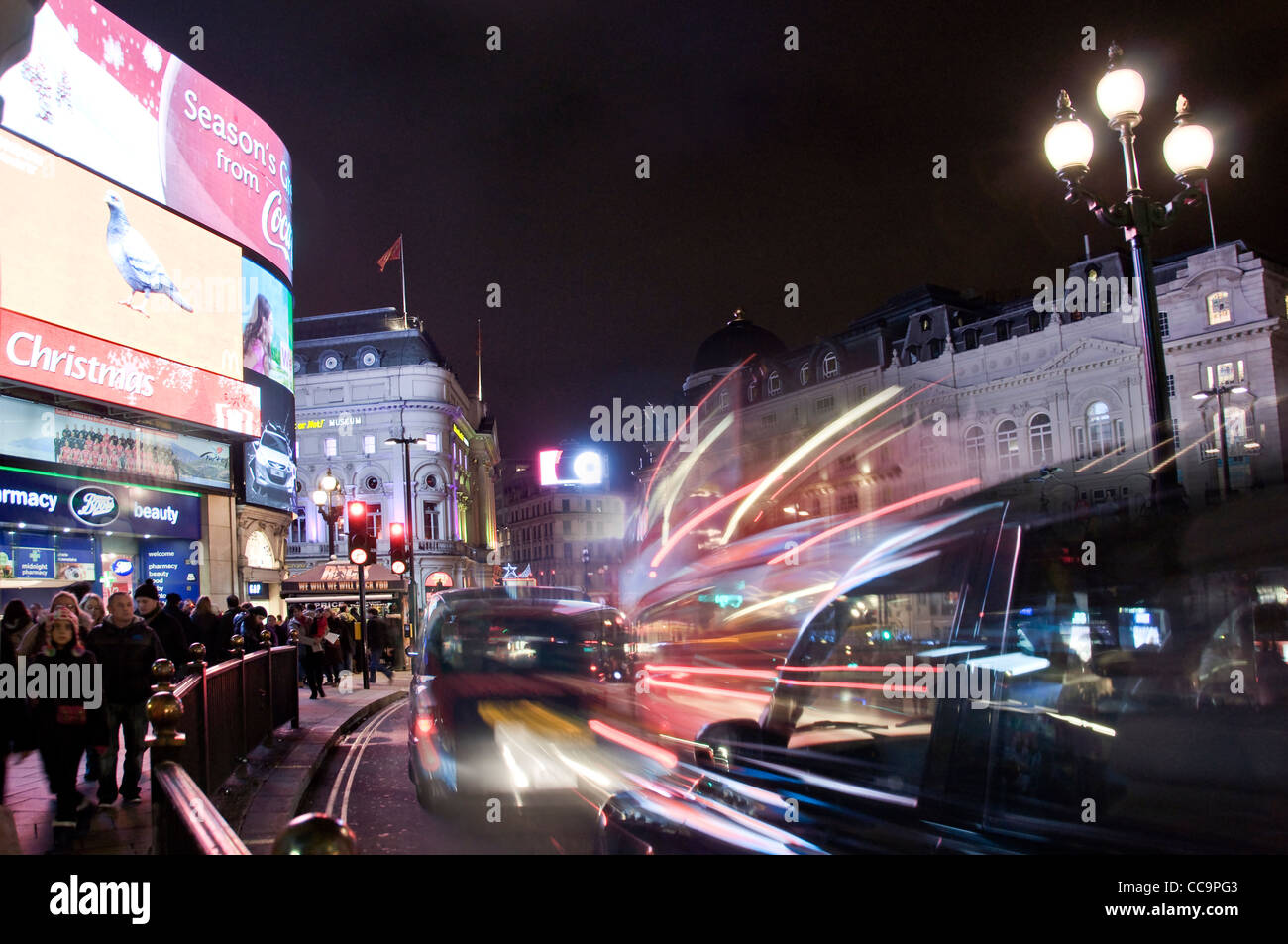 Picadilly Circus de nuit - Londres (UK) Banque D'Images