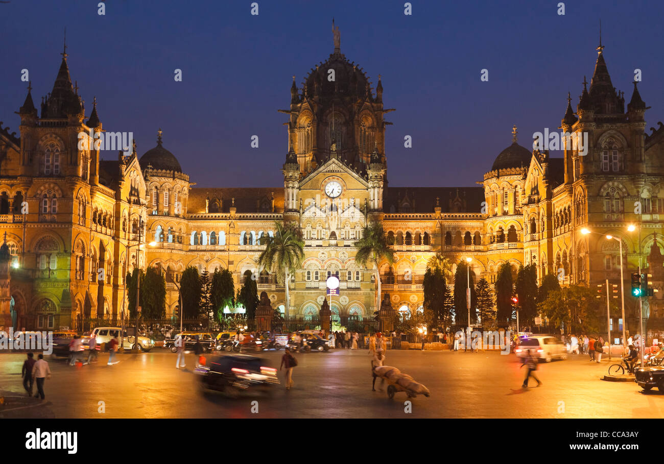 (Victoria Terminus Chatrapati Shivaji Terminus) à Mumbai, l'ancienne Bombay, Inde Banque D'Images