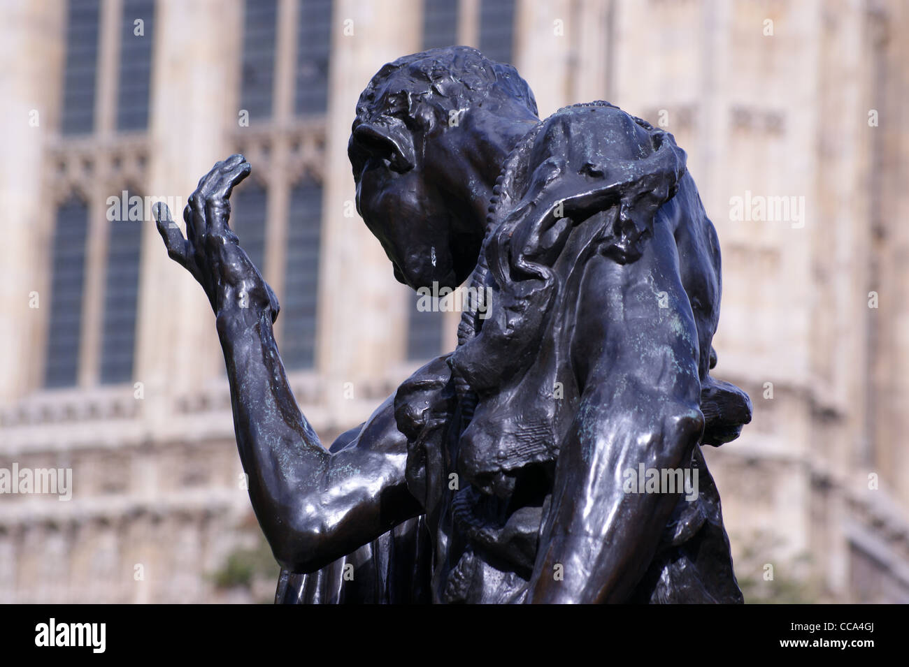 Détail de sculpture 'Rodin Les Bourgeois de Calais', 1889, Victoria Tower Gardens, Westminster, Londres, Angleterre Banque D'Images