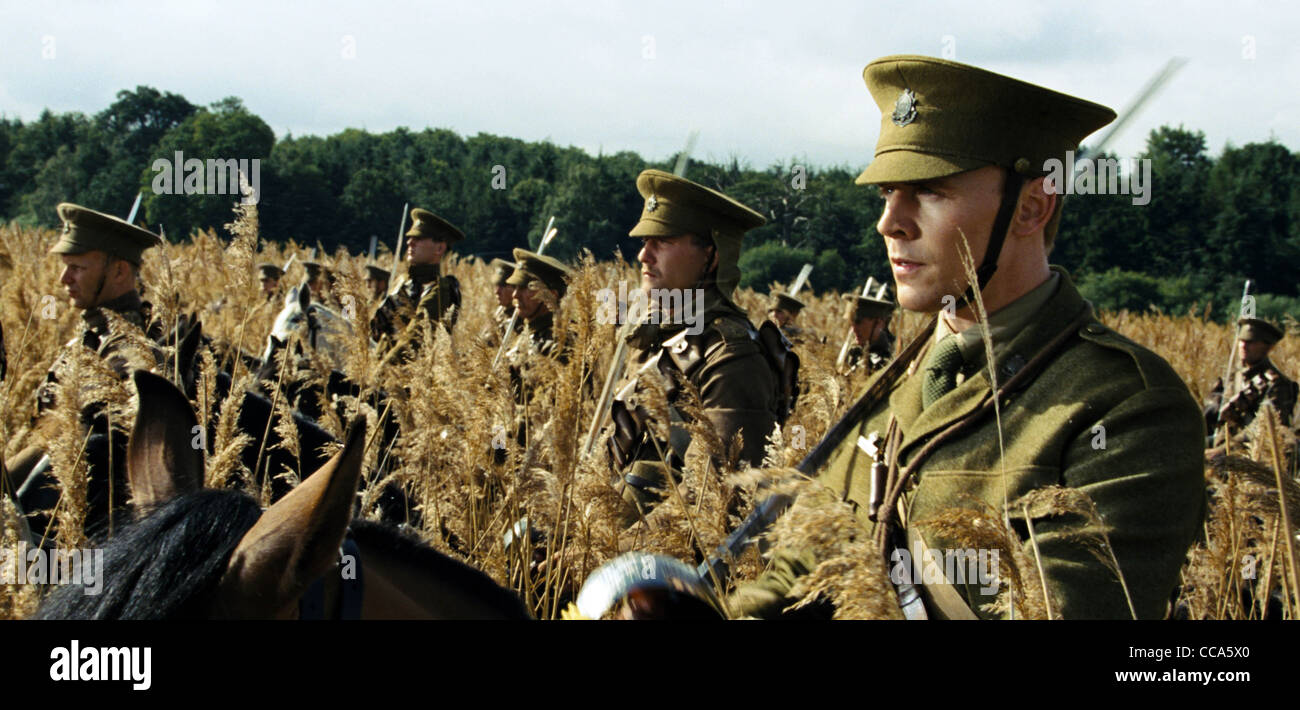 CHEVAL DE GUERRE (2011) TOM HIDDLESTON STEVEN SPIELBERG (DIR) 005 MOVIESTORE COLLECTION LTD Banque D'Images