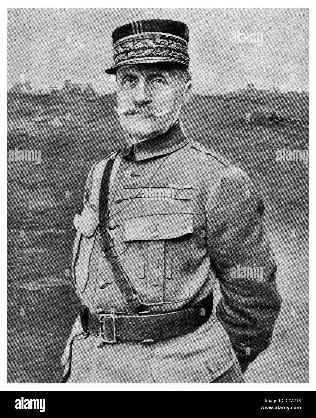 1918 Ferdinand Foch général contrôle suprême des forces alliées en France soldat français théoricien militaire uniforme champ de bataille Banque D'Images