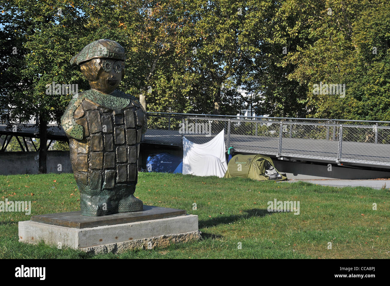 Le parc de Bercy paris France sans abri Banque D'Images