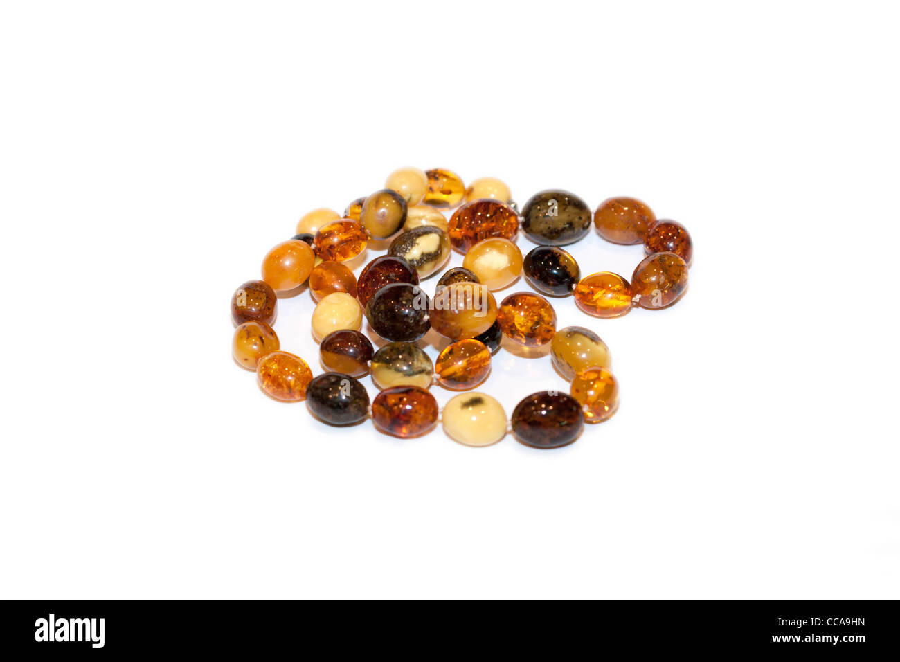 Collier de perles d'ambre de différents types Banque D'Images