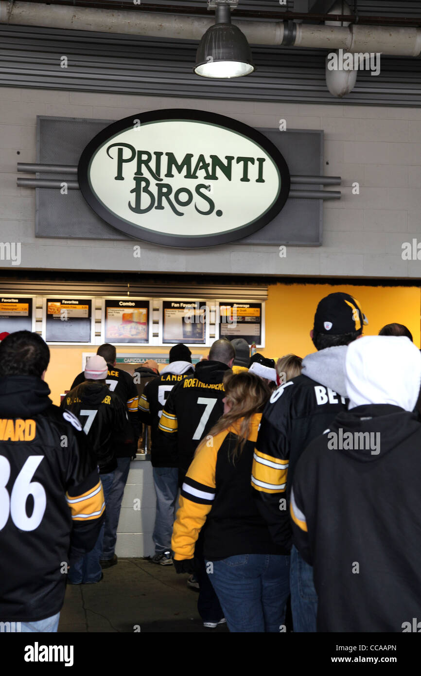 Frères Primanti stand alimentaire, Heinz Field, Pittsburgh, PA, USA Banque D'Images