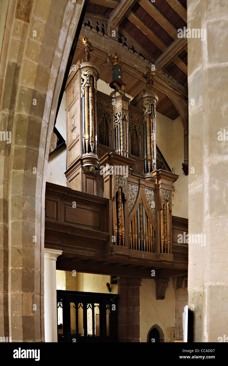 Orgue du 17ème siècle, église de St Nicholas, Stanford-sur-Avon, Northamptonshire Banque D'Images