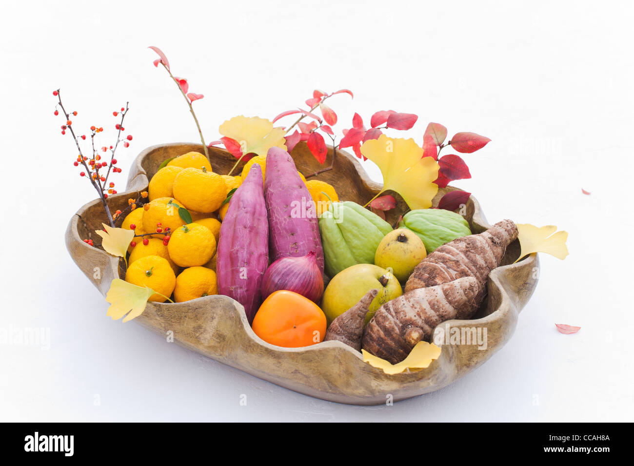 Les fruits, les légumes et les feuilles d'automne Banque D'Images
