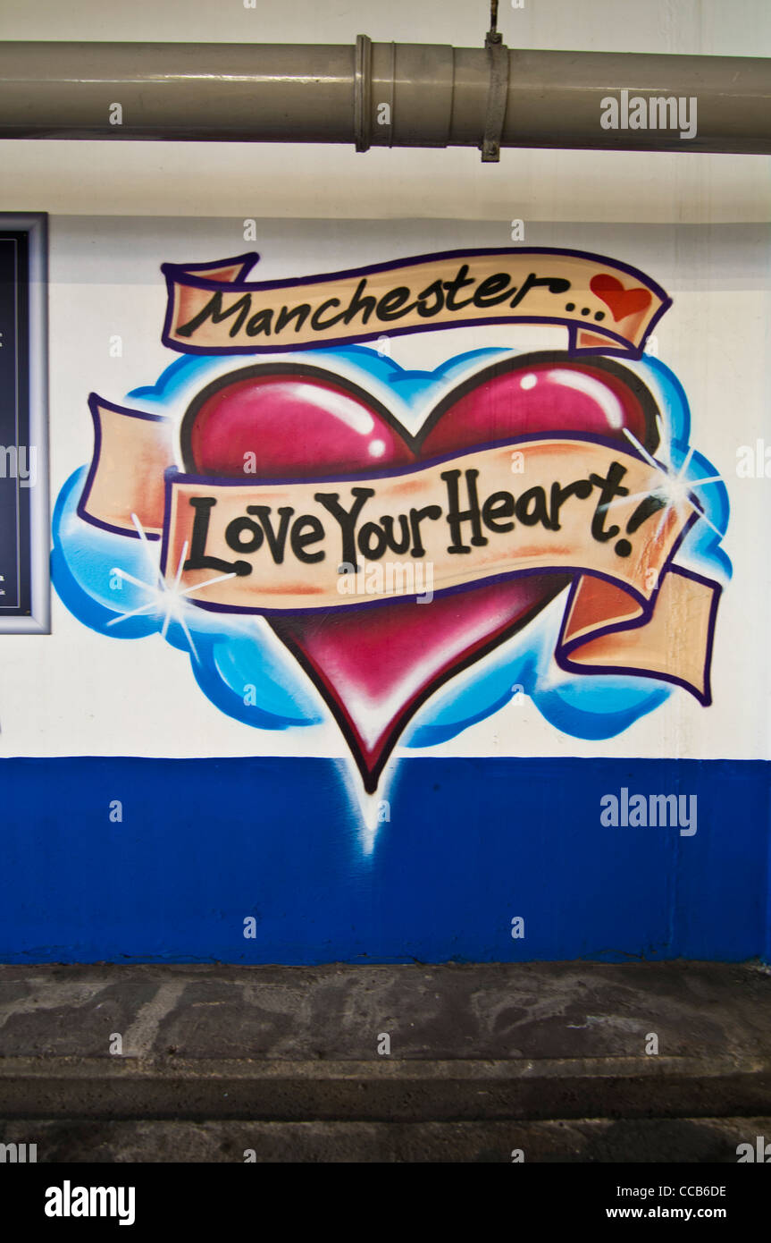 'Un Cœur en campagne des graffitis dans un parking à Manchester, au Royaume-Uni. Banque D'Images