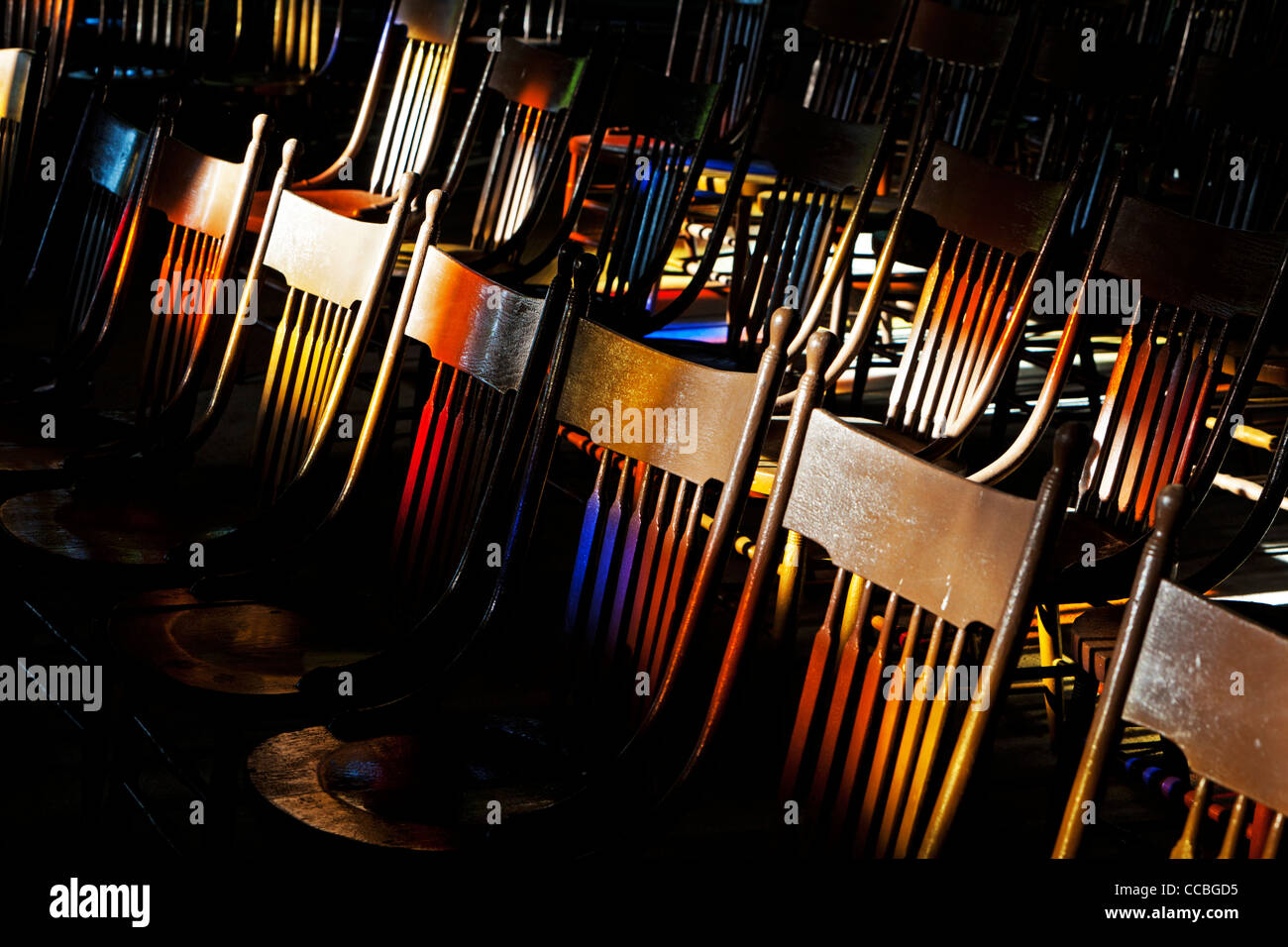 Chaises en bois lumineux Motifs Réunion Camp Oak Bluffs Martha's Vineyard USA Massachusetts Cape Cod Banque D'Images