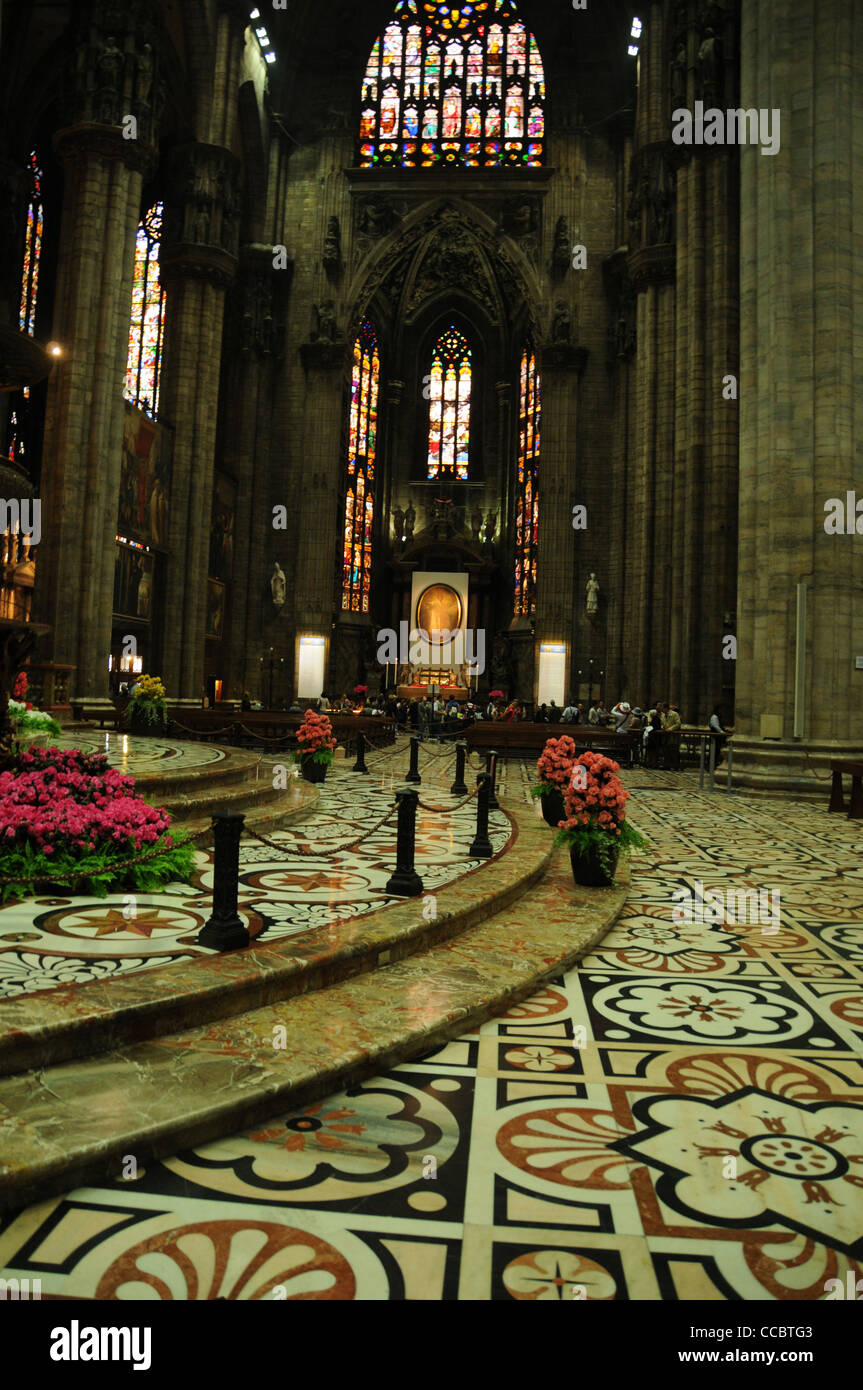 Duomo, de l'intérieur, plafonnier, Milan, Lombardie, Italie, Europe Banque D'Images