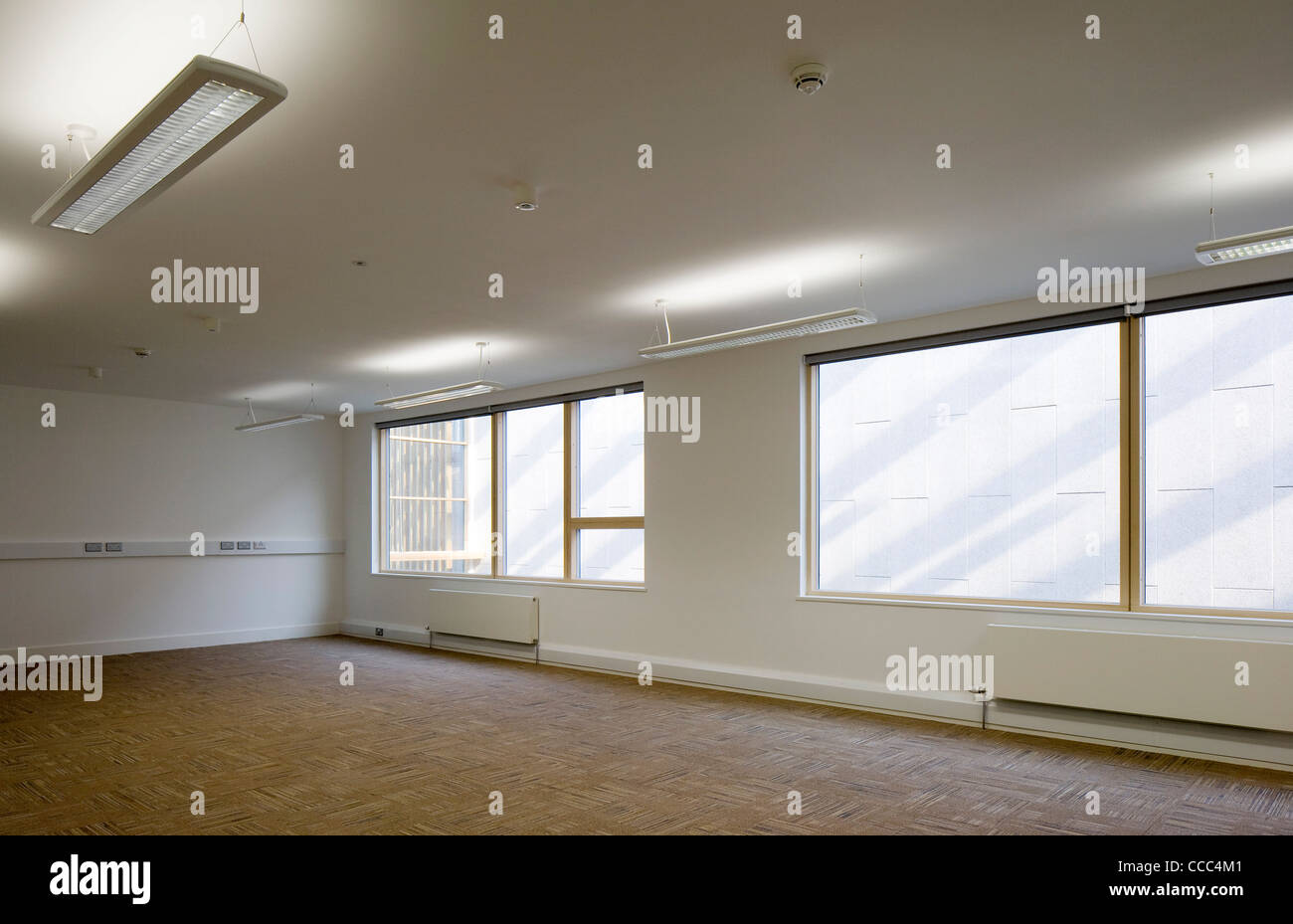 L'icône Centre d'innovation à Daventry, Royaume-Uni, est un nouveau bâtiment multifonctionnel pour les organisations participant à la conception durable Banque D'Images