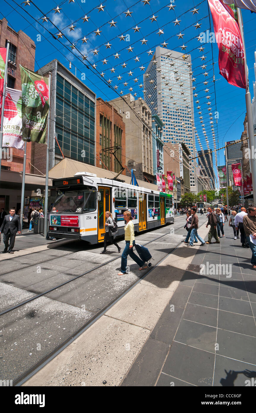 Tramway sur Bourke Street Melbourne Victoria Australia Banque D'Images