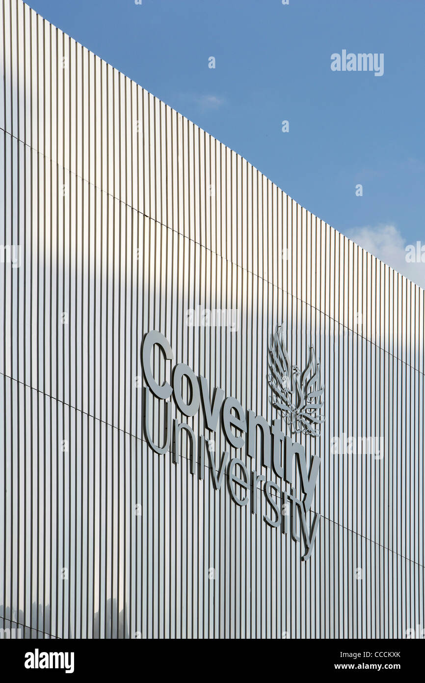 Édifices l'Université de Coventry est l'un des résultats directs du Masterplan Campus Rmjm qui rempli pour le Banque D'Images
