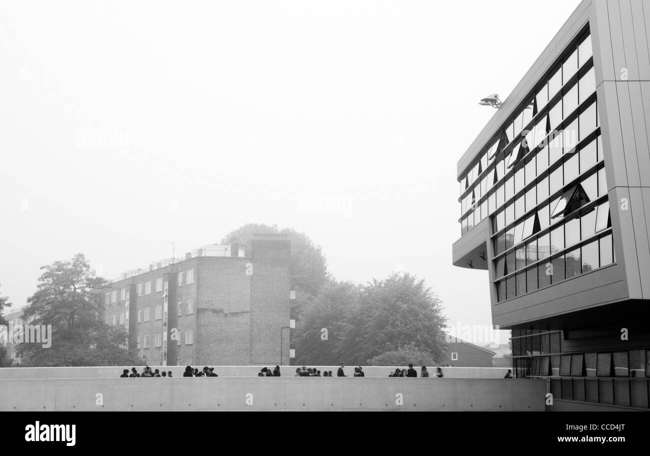 L'Académie offre un environnement d'apprentissage qui est rassurant et même de s'engager activement les étudiants, la création d'un Banque D'Images