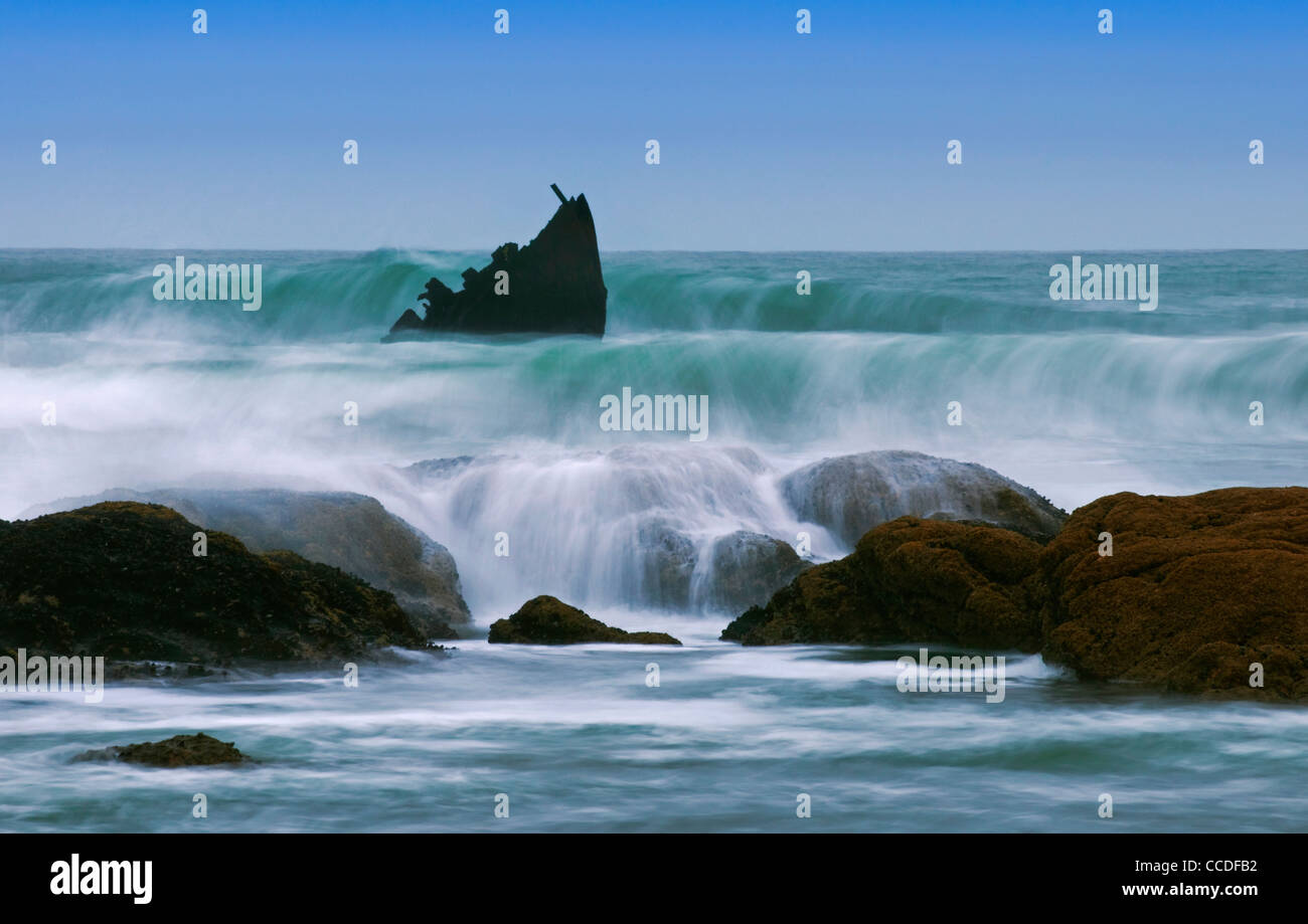 Naufrage dans les eaux de l'océan Atlantique au large de la côte de la Namibie Banque D'Images