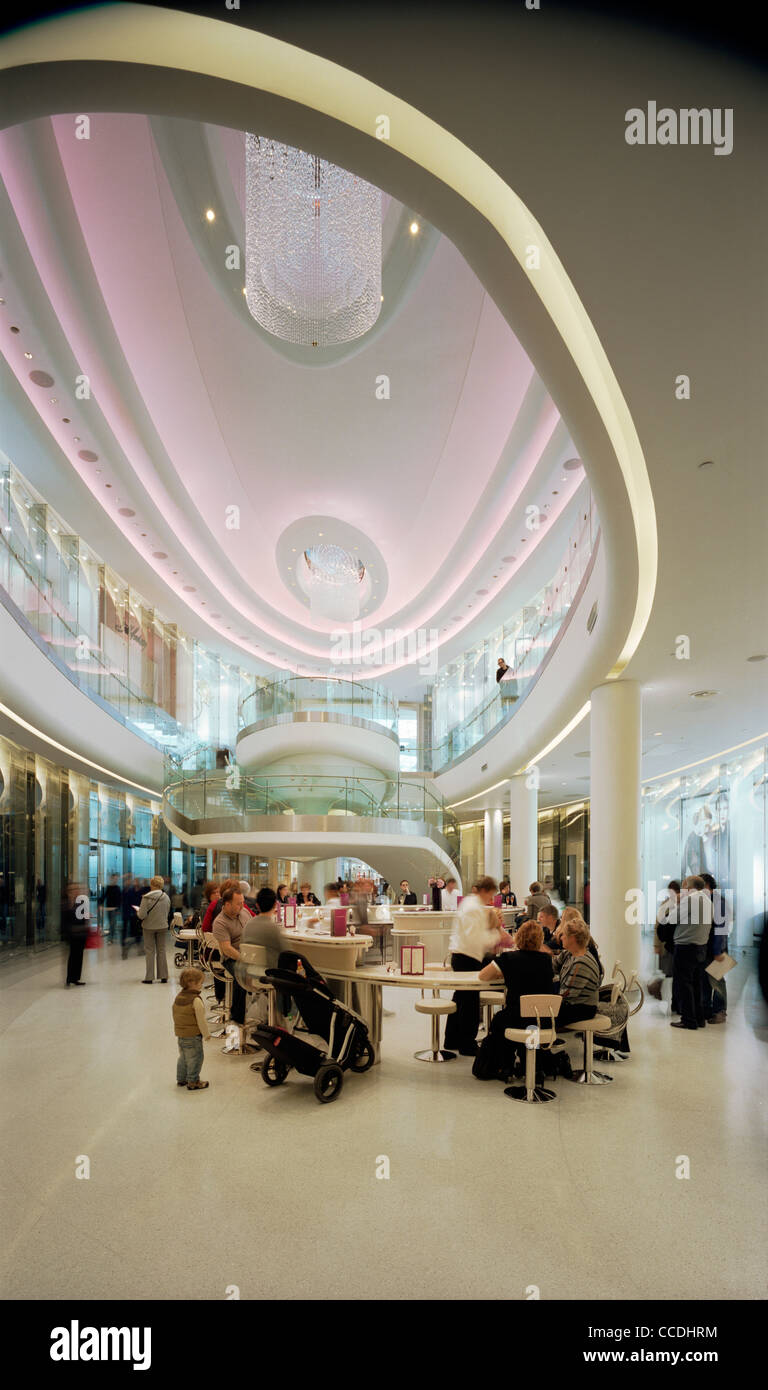 Centre Commercial Westfield LONDON - LE VILLAGE Banque D'Images