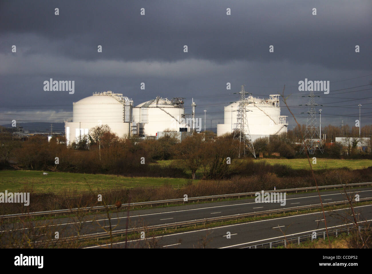 Près de l'usine de produits chimiques à grande circulation vide Banque D'Images