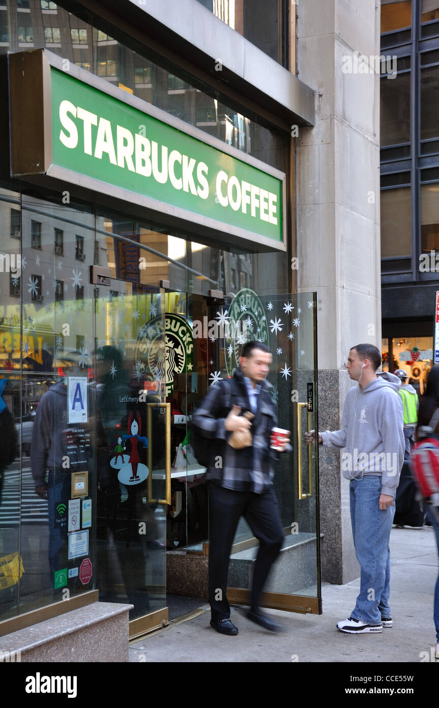 Starbucks café, New York, USA Banque D'Images